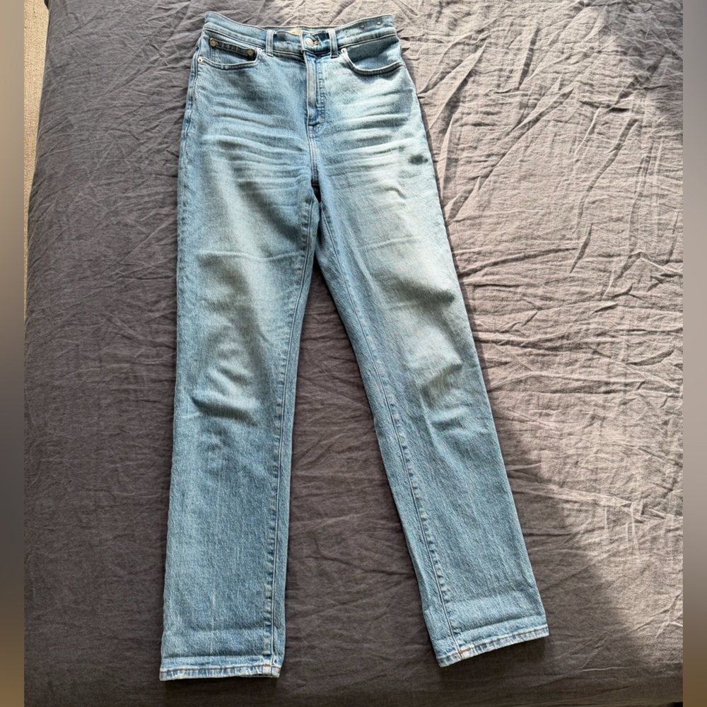 Madewell Tall ‘90s Straight Jean in Rondell Wash